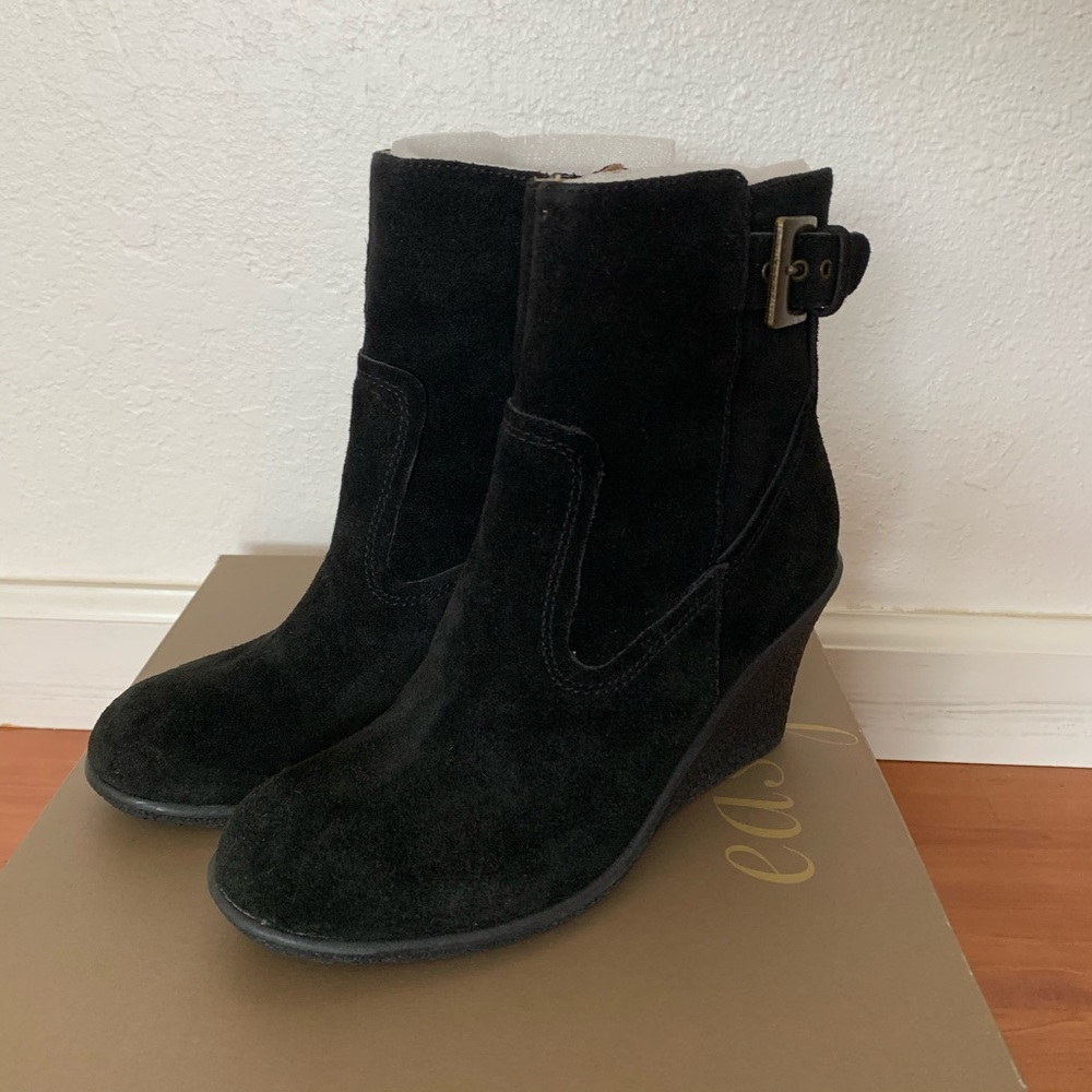 easy spirit black suede wedge bootie